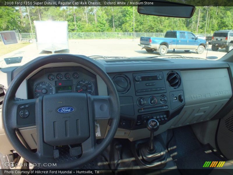 Oxford White / Medium Stone 2008 Ford F350 Super Duty XL Regular Cab 4x4 Chassis