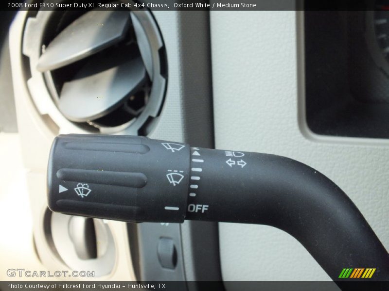Oxford White / Medium Stone 2008 Ford F350 Super Duty XL Regular Cab 4x4 Chassis