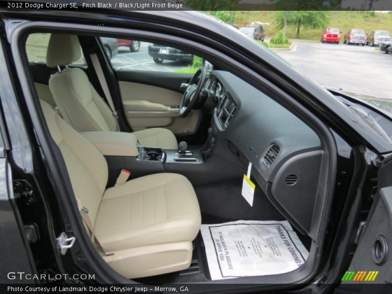 Pitch Black / Black/Light Frost Beige 2012 Dodge Charger SE