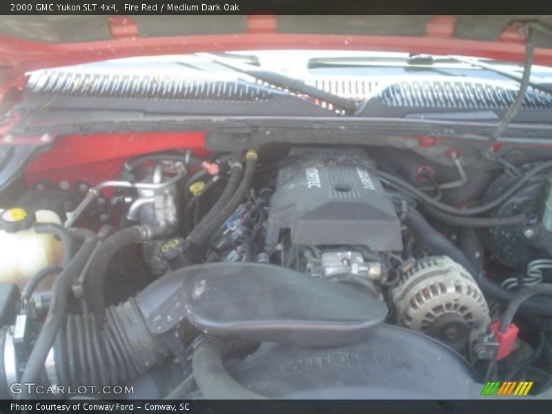 Fire Red / Medium Dark Oak 2000 GMC Yukon SLT 4x4