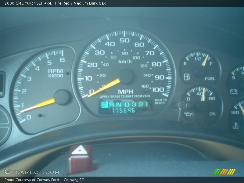  2000 Yukon SLT 4x4 SLT 4x4 Gauges