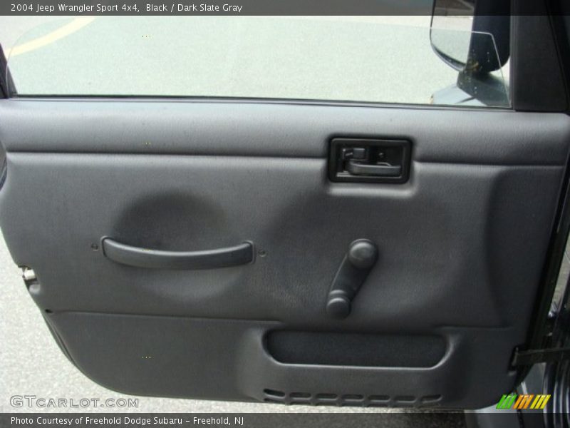 Black / Dark Slate Gray 2004 Jeep Wrangler Sport 4x4