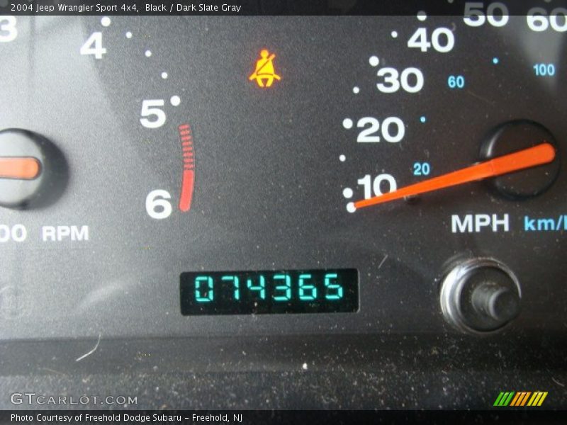 Black / Dark Slate Gray 2004 Jeep Wrangler Sport 4x4