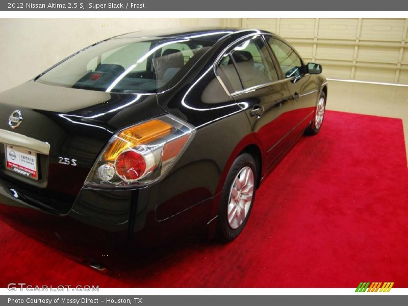 Super Black / Frost 2012 Nissan Altima 2.5 S