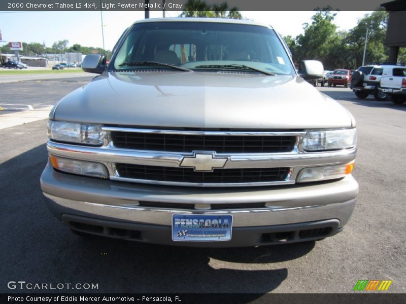Light Pewter Metallic / Gray 2000 Chevrolet Tahoe LS 4x4