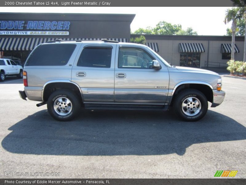 Light Pewter Metallic / Gray 2000 Chevrolet Tahoe LS 4x4