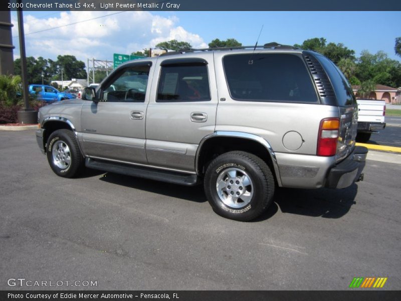 Light Pewter Metallic / Gray 2000 Chevrolet Tahoe LS 4x4