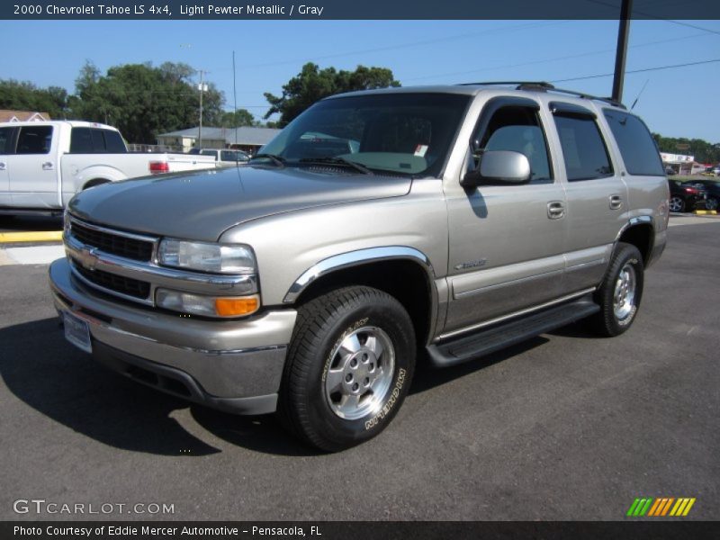 Light Pewter Metallic / Gray 2000 Chevrolet Tahoe LS 4x4