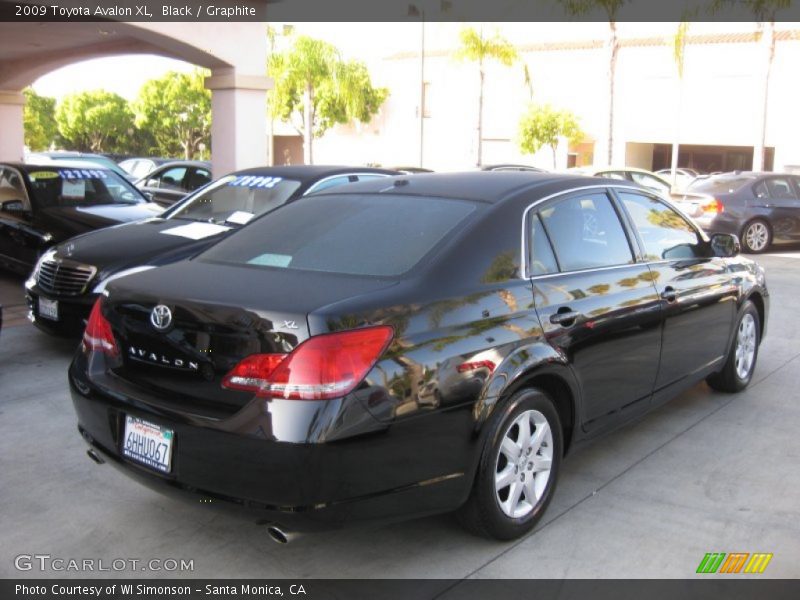 Black / Graphite 2009 Toyota Avalon XL