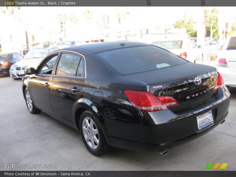 Black / Graphite 2009 Toyota Avalon XL