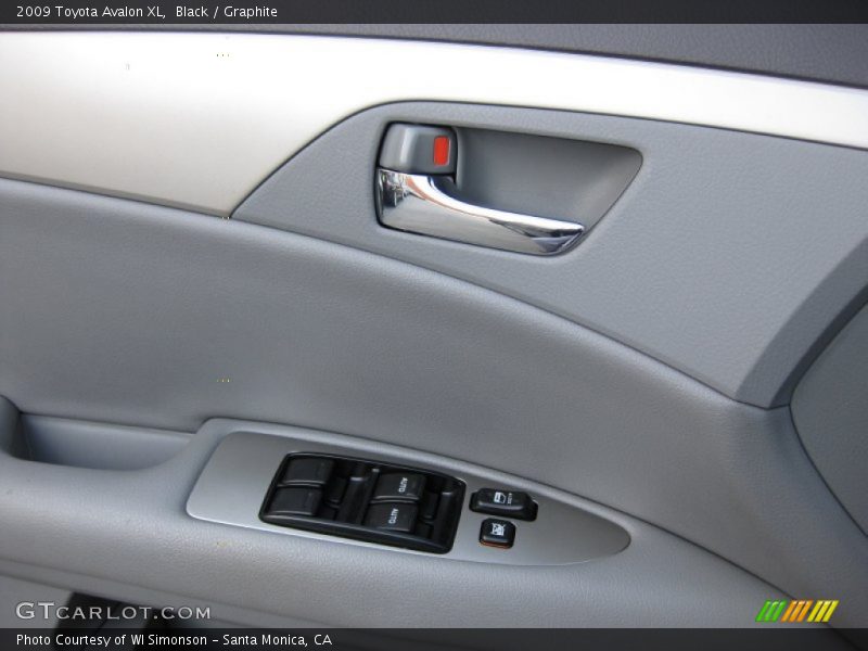 Black / Graphite 2009 Toyota Avalon XL