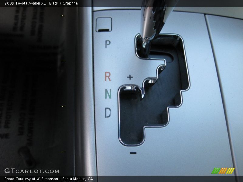 Black / Graphite 2009 Toyota Avalon XL
