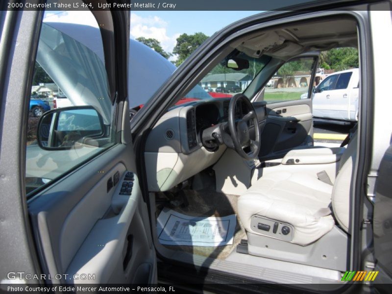 Light Pewter Metallic / Gray 2000 Chevrolet Tahoe LS 4x4