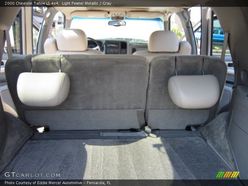 Light Pewter Metallic / Gray 2000 Chevrolet Tahoe LS 4x4