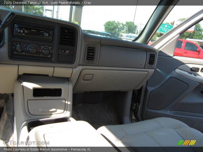 Light Pewter Metallic / Gray 2000 Chevrolet Tahoe LS 4x4