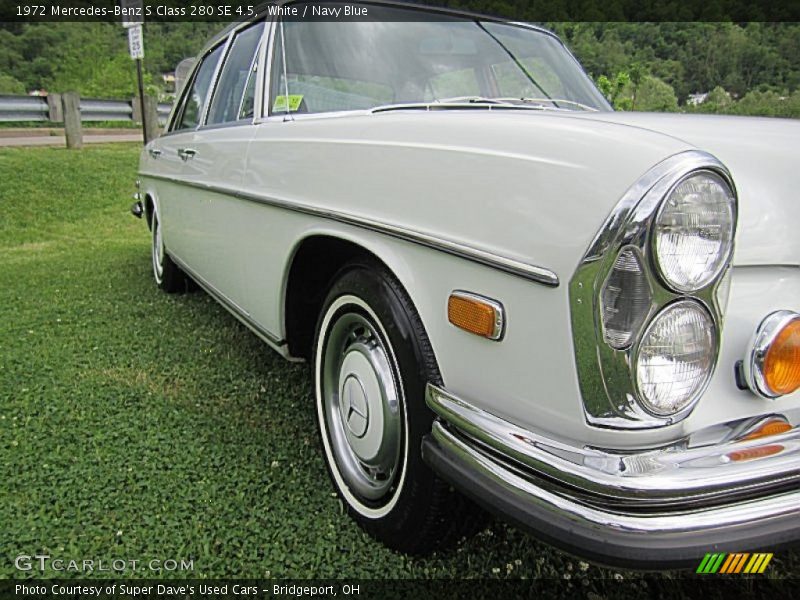 White / Navy Blue 1972 Mercedes-Benz S Class 280 SE 4.5