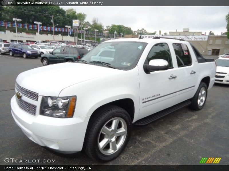 Summit White / Ebony 2009 Chevrolet Avalanche LTZ 4x4