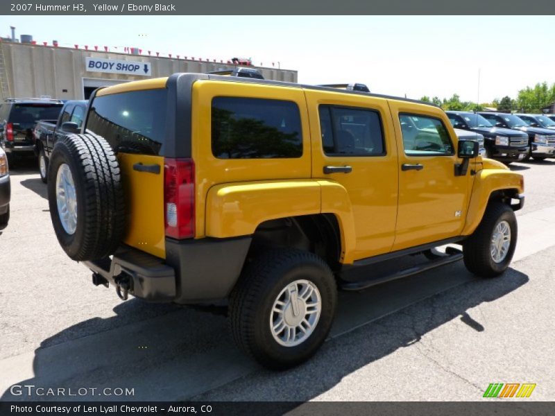 Yellow / Ebony Black 2007 Hummer H3