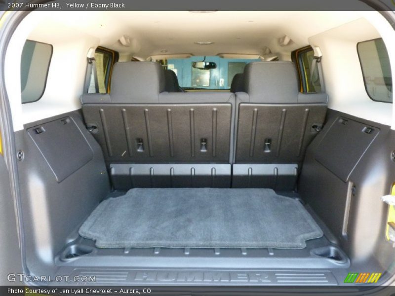 Yellow / Ebony Black 2007 Hummer H3