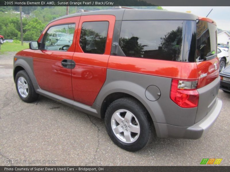 Sunset Orange Pearl / Black/Gray 2005 Honda Element EX AWD
