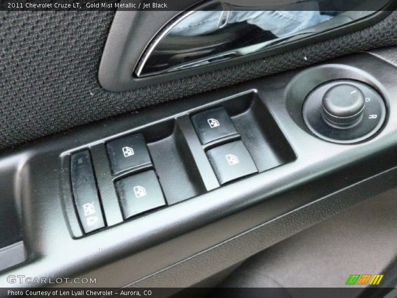 Gold Mist Metallic / Jet Black 2011 Chevrolet Cruze LT