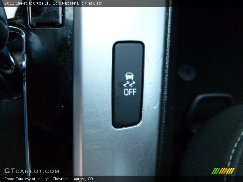 Gold Mist Metallic / Jet Black 2011 Chevrolet Cruze LT