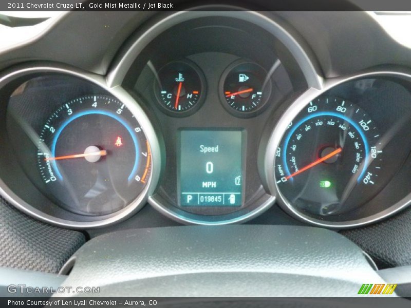 Gold Mist Metallic / Jet Black 2011 Chevrolet Cruze LT