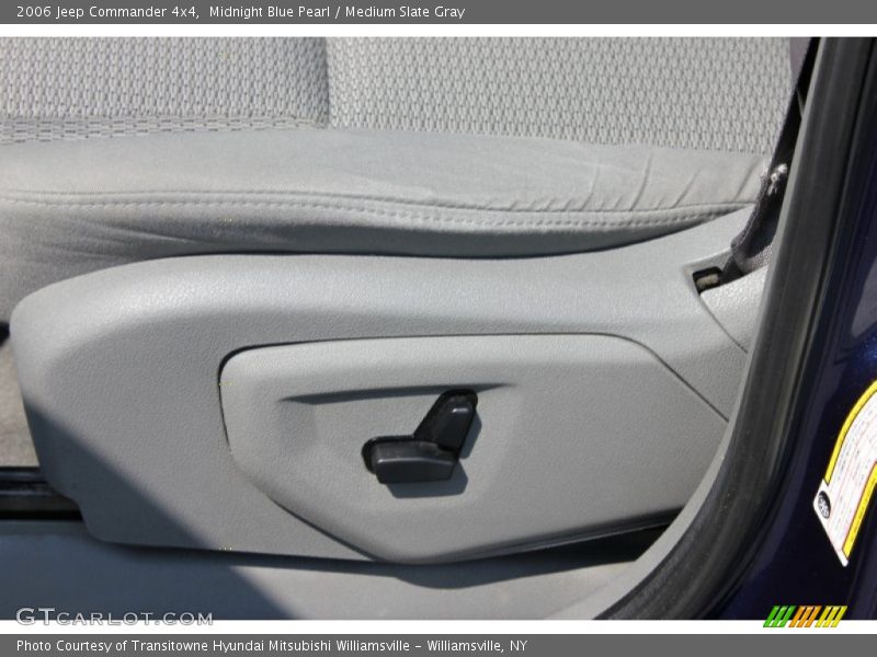 Midnight Blue Pearl / Medium Slate Gray 2006 Jeep Commander 4x4