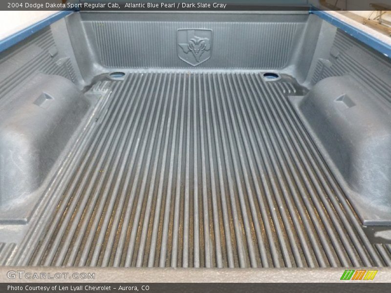  2004 Dakota Sport Regular Cab Trunk