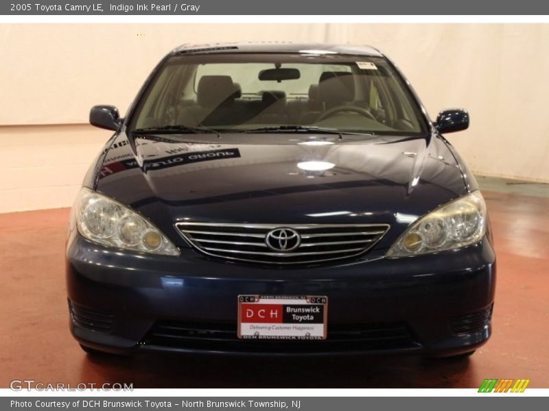 Indigo Ink Pearl / Gray 2005 Toyota Camry LE
