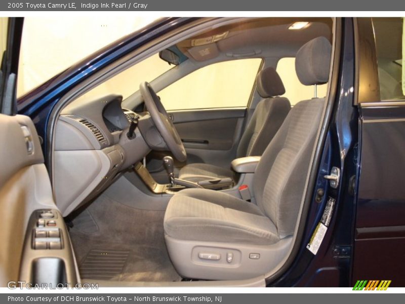 Indigo Ink Pearl / Gray 2005 Toyota Camry LE