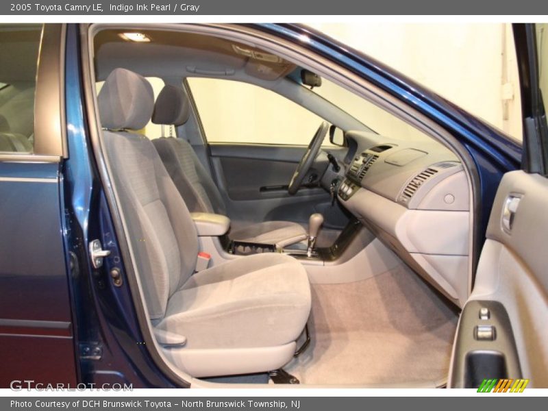Indigo Ink Pearl / Gray 2005 Toyota Camry LE