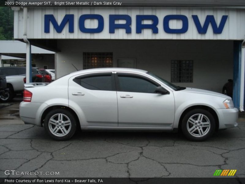 Bright Silver Metallic / Dark Slate Gray 2009 Dodge Avenger SXT