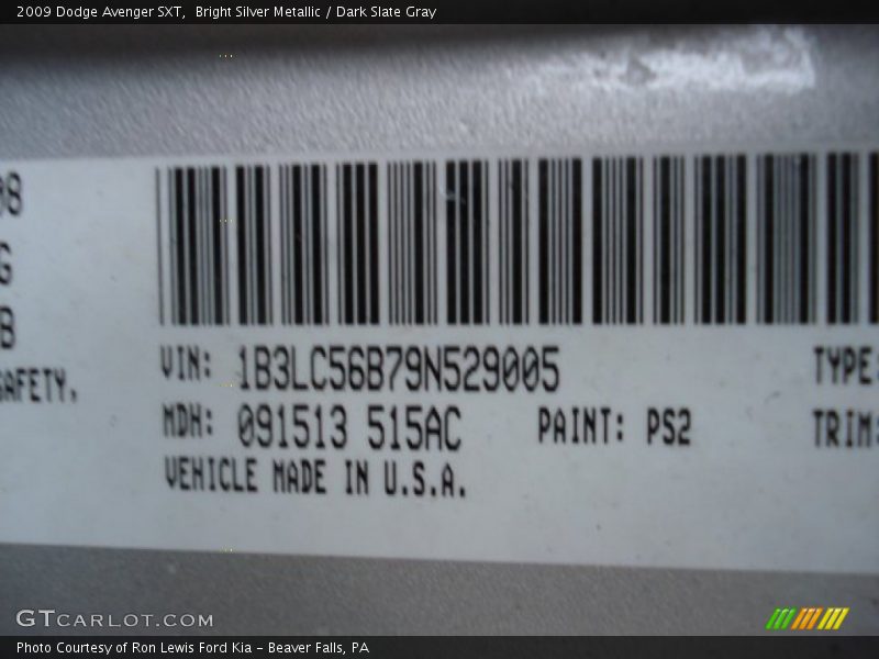 Bright Silver Metallic / Dark Slate Gray 2009 Dodge Avenger SXT