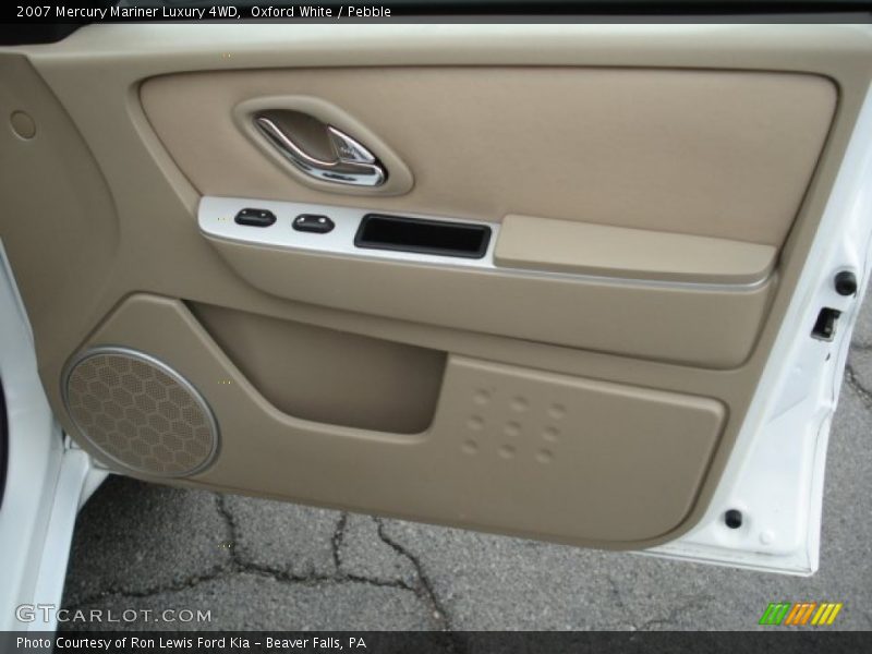 Oxford White / Pebble 2007 Mercury Mariner Luxury 4WD