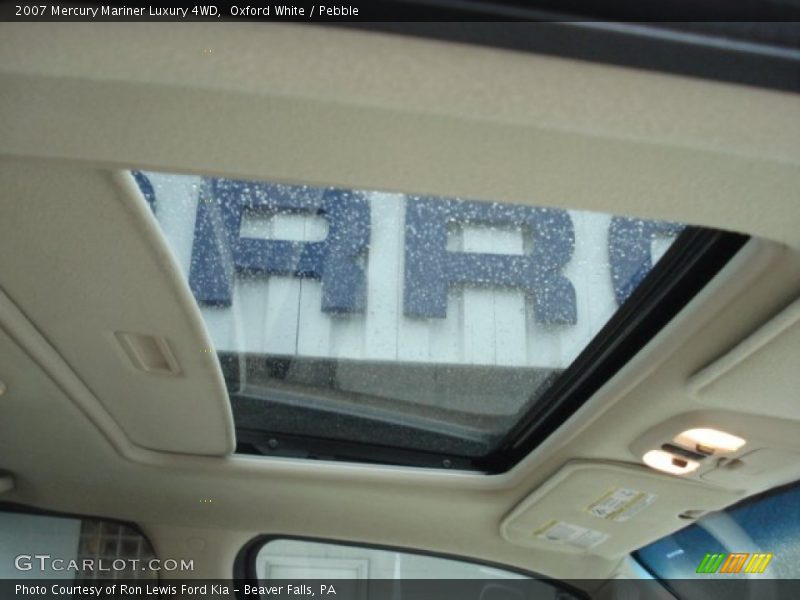 Oxford White / Pebble 2007 Mercury Mariner Luxury 4WD