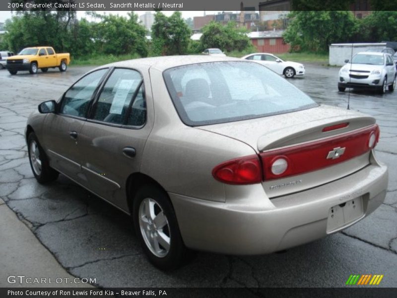 Sandrift Metallic / Neutral 2004 Chevrolet Cavalier LS Sedan