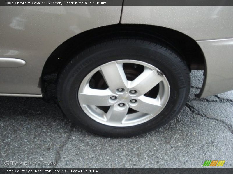 Sandrift Metallic / Neutral 2004 Chevrolet Cavalier LS Sedan