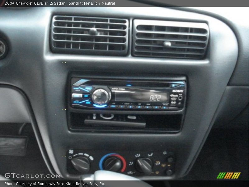 Sandrift Metallic / Neutral 2004 Chevrolet Cavalier LS Sedan