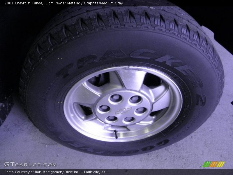 Light Pewter Metallic / Graphite/Medium Gray 2001 Chevrolet Tahoe