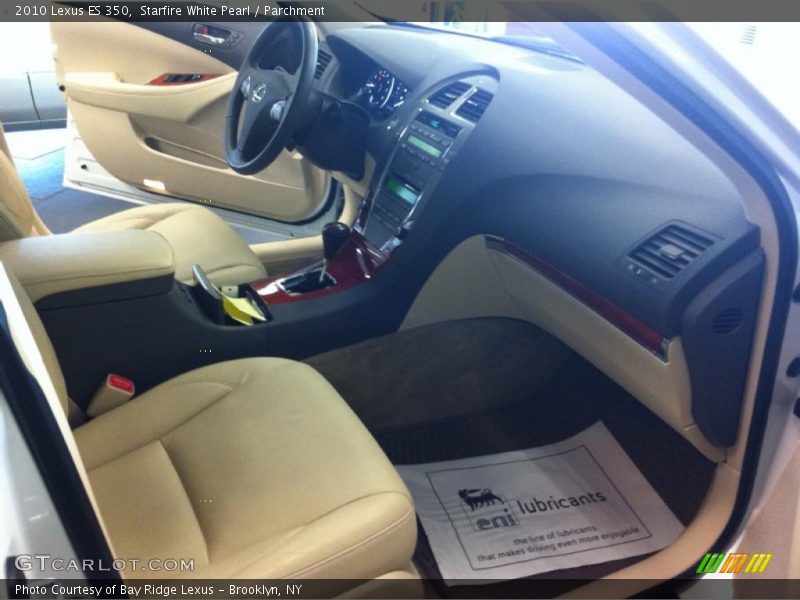 Starfire White Pearl / Parchment 2010 Lexus ES 350