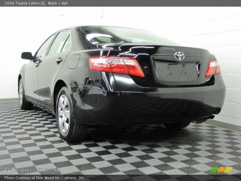 Black / Ash 2009 Toyota Camry LE