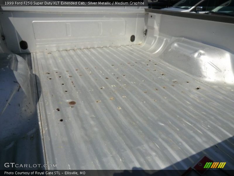 Silver Metallic / Medium Graphite 1999 Ford F250 Super Duty XLT Extended Cab