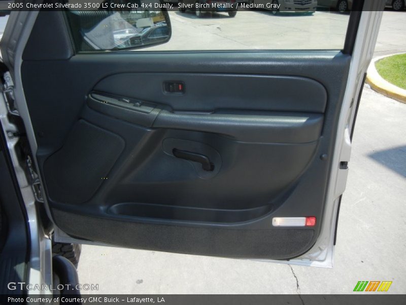 Silver Birch Metallic / Medium Gray 2005 Chevrolet Silverado 3500 LS Crew Cab 4x4 Dually