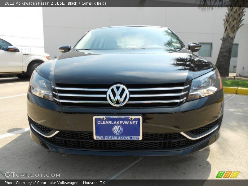 Black / Cornsilk Beige 2012 Volkswagen Passat 2.5L SE