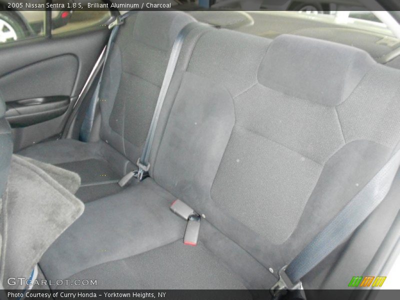 Brilliant Aluminum / Charcoal 2005 Nissan Sentra 1.8 S