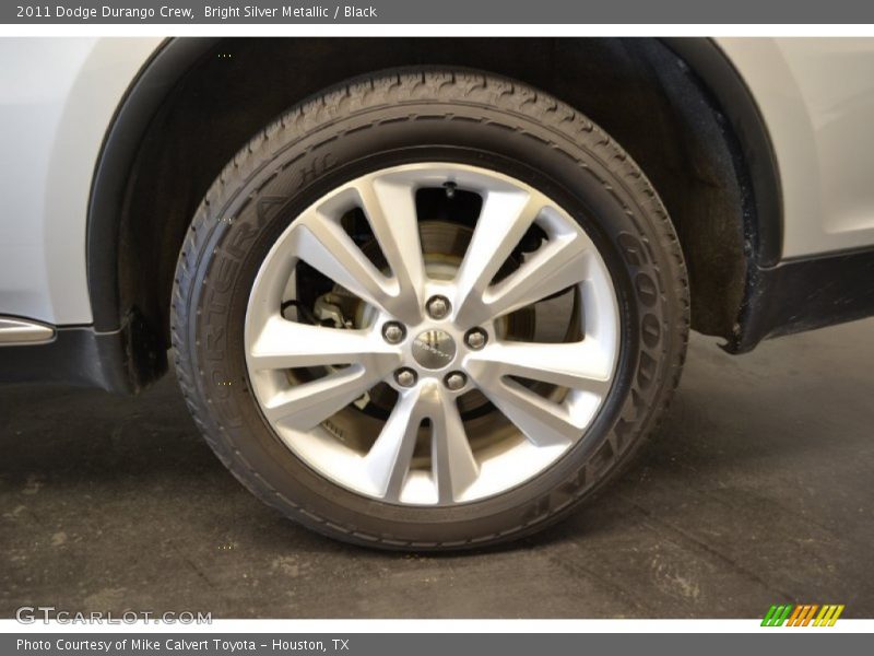 Bright Silver Metallic / Black 2011 Dodge Durango Crew