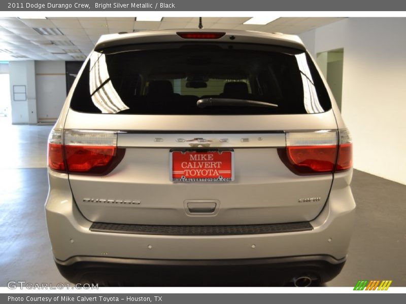Bright Silver Metallic / Black 2011 Dodge Durango Crew