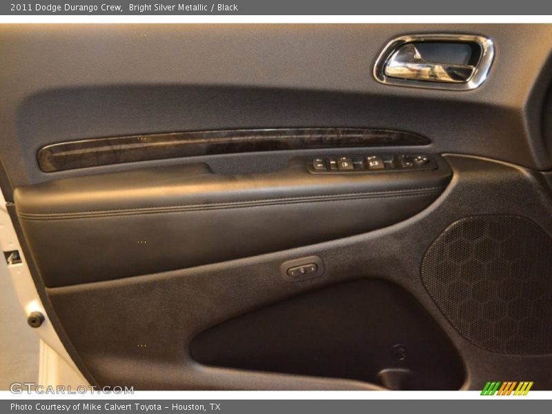 Bright Silver Metallic / Black 2011 Dodge Durango Crew