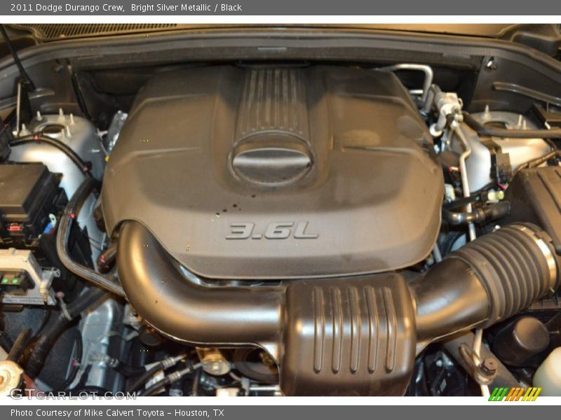 Bright Silver Metallic / Black 2011 Dodge Durango Crew